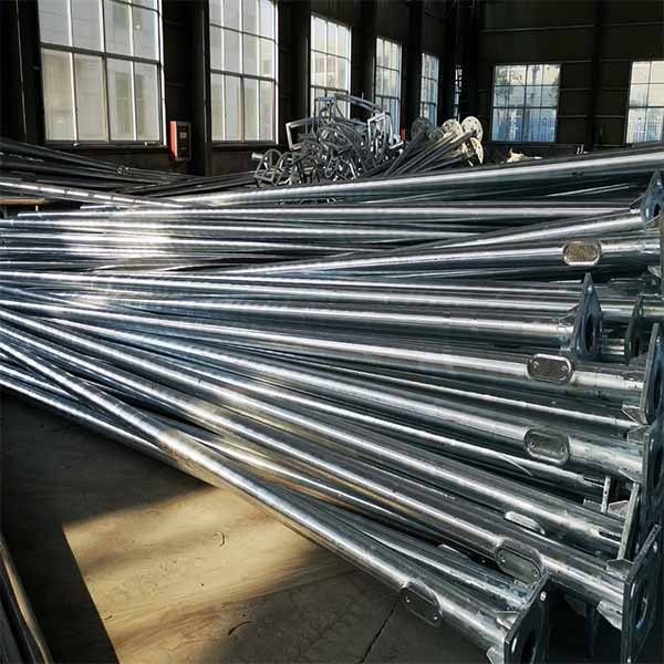 Custom Galvanized Steel Pole Solutions for Lighting and CCTV
